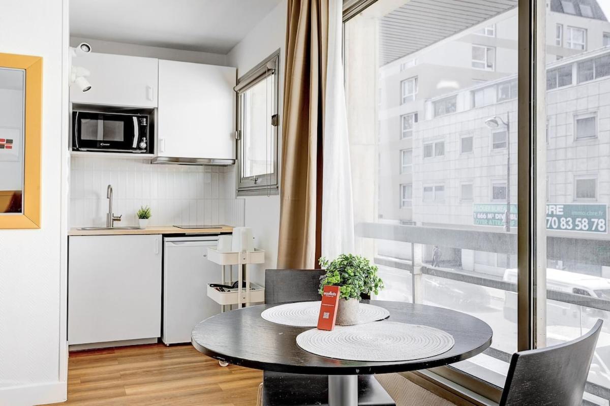 Eiffel Augustin Apartment
